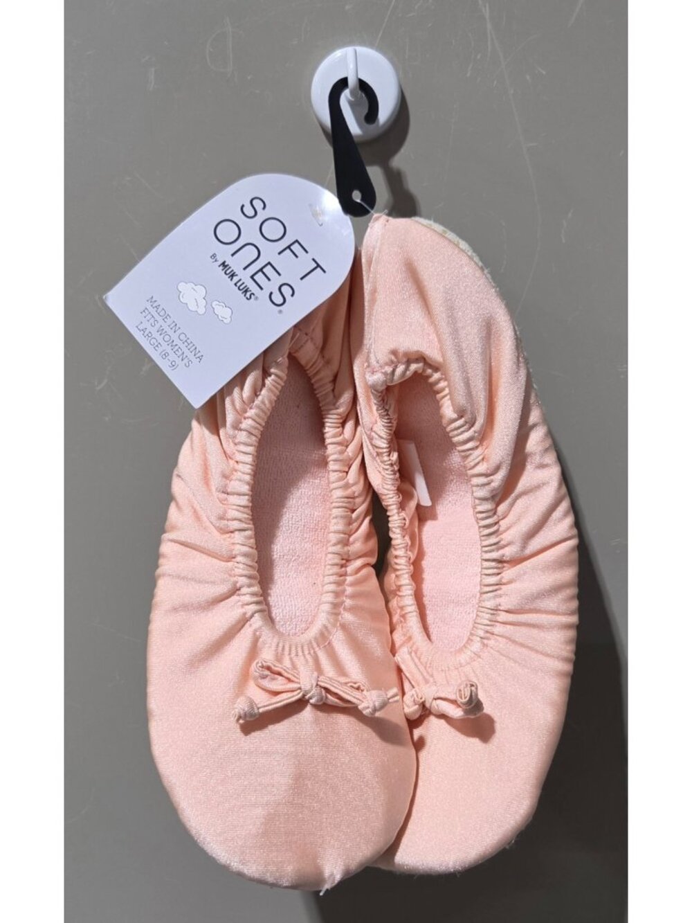 Soft Ones by Muk Luks Pink Stretch Satin Ballerina Slippers -- Women's Large 8/9